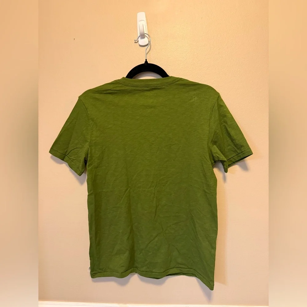 GAP Olive Short Sleeve Tee‎